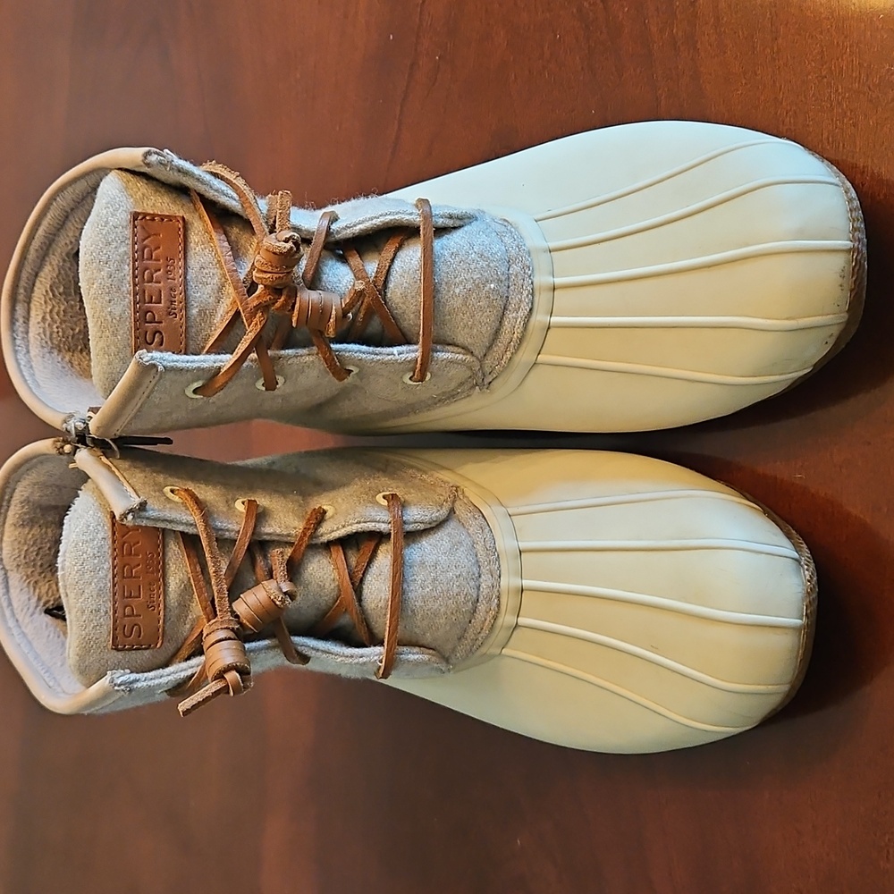 Sperry Tan and Cream Duck Boots